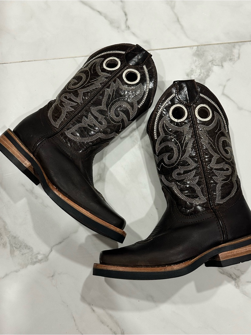 Hometown leather Women’s Black Embroidered Western Pull-On Ankle Boots